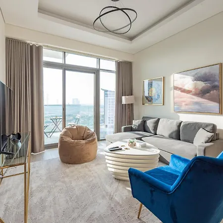 Appartamento Cozy & Convenient 1Br Haven In Al Jaddaf Dubai Esterno foto