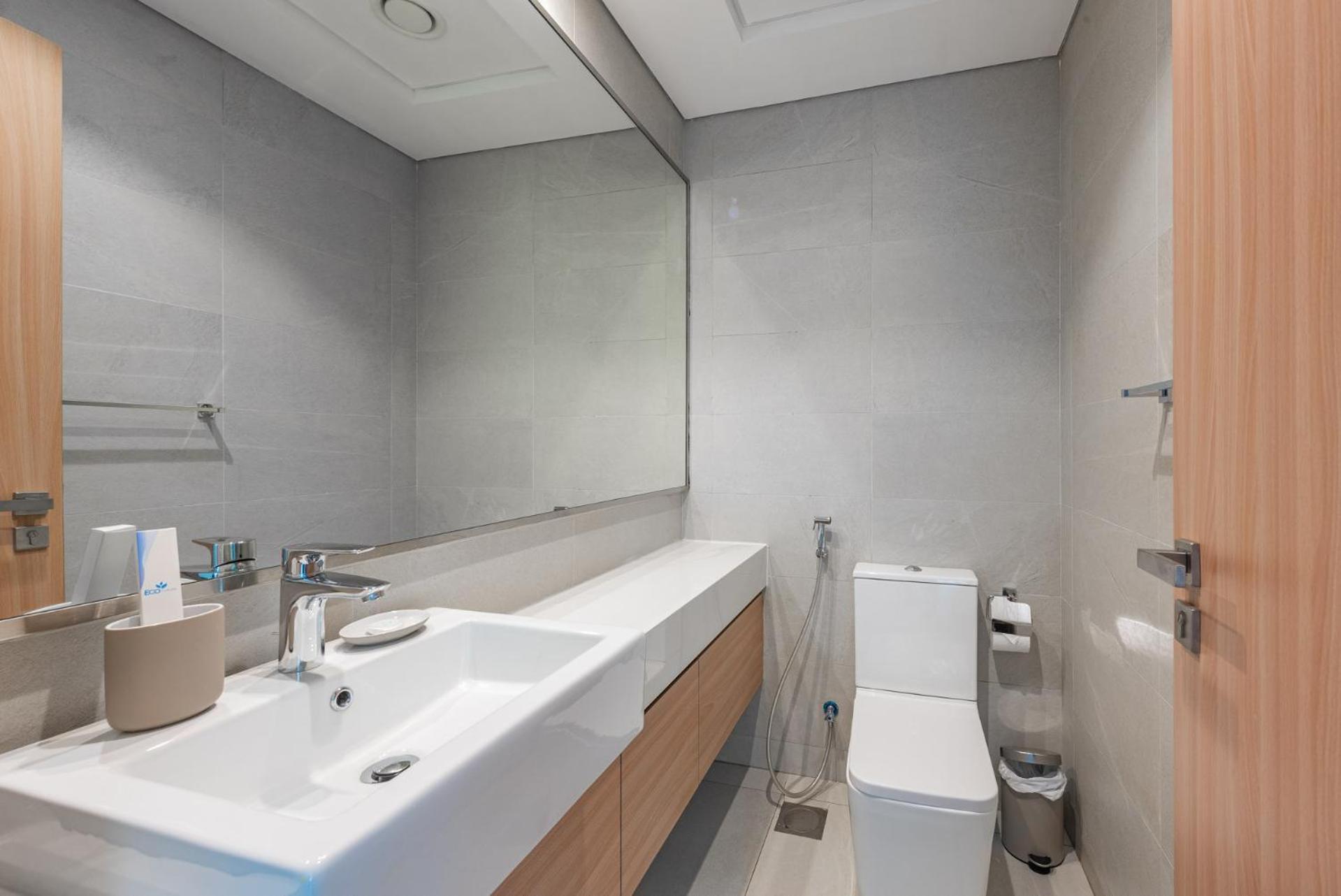 Appartamento Cozy & Convenient 1br Haven In Al Jaddaf *
